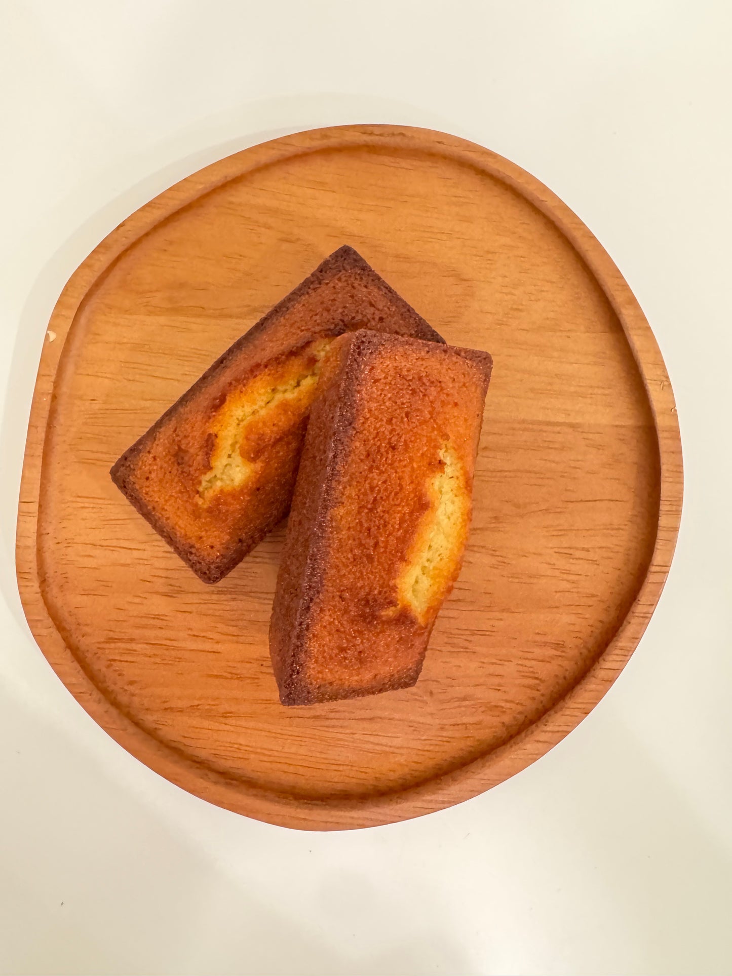 1. Plain Financier